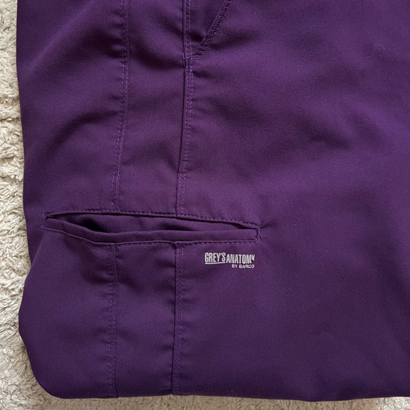 Grey’s Anatomy By Barco knit waist pants - Picture 9 of 9